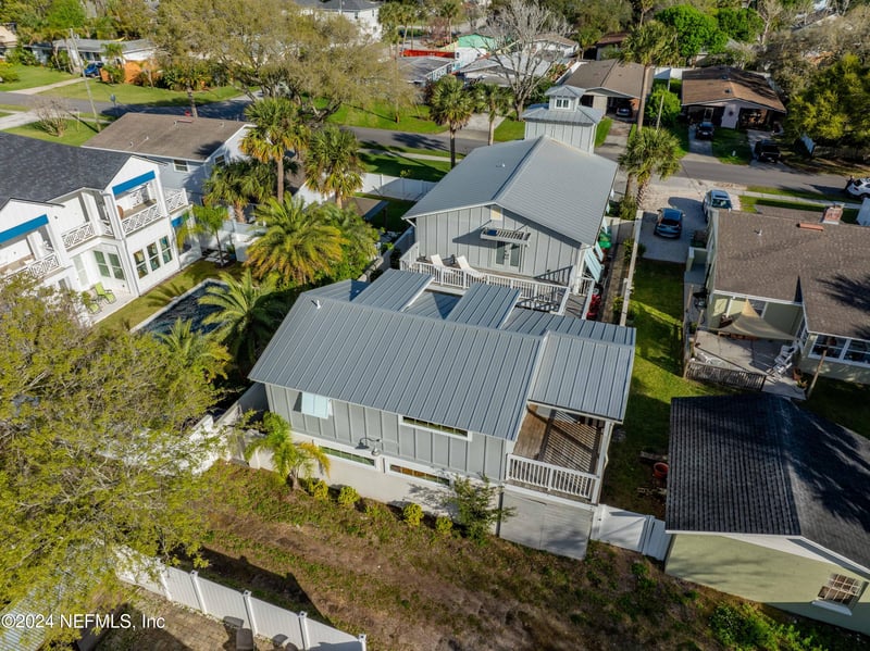 520 4th Ave N, Jacksonville Beach, FL 32250