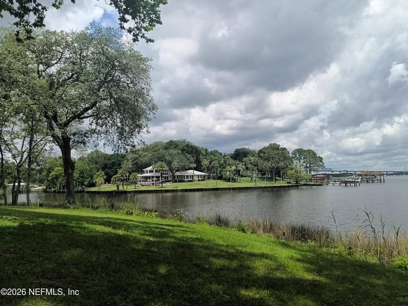 5201 Atlantic Blvd #13, Jacksonville, FL 32207