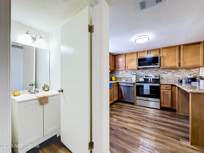 5201 Atlantic Blvd #299, Jacksonville, FL 32207