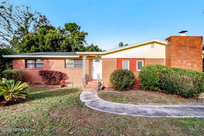 5205 Kylan Dr N, Jacksonville, FL 32209
