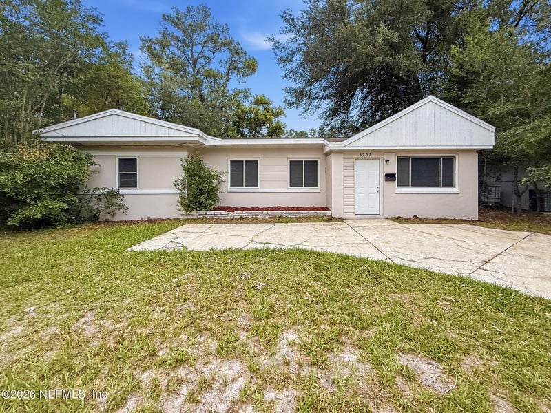 5207 Janice Cir S, Jacksonville, FL 32210