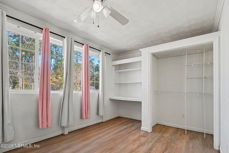 5208 Tan St, Jacksonville, FL 32258