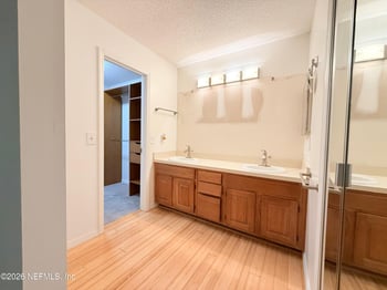 5215 San Jose Blvd #110, Jacksonville, FL 32207