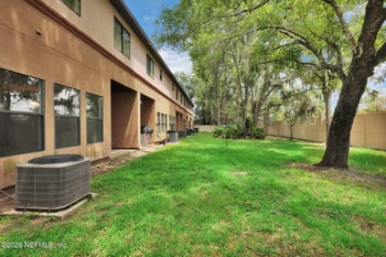 5223 Brighton Park Ln, Jacksonville, FL 32210