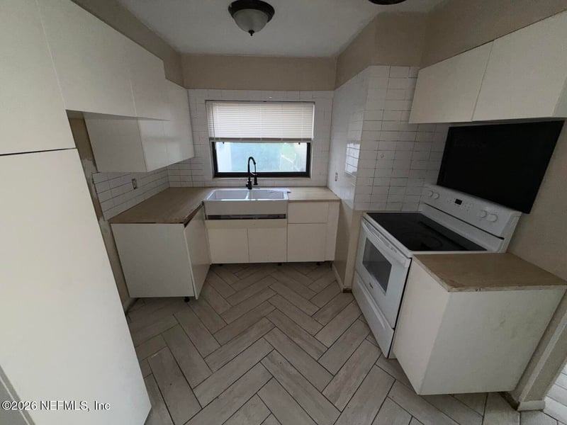 5235 Batley Rd, Jacksonville, FL 32210