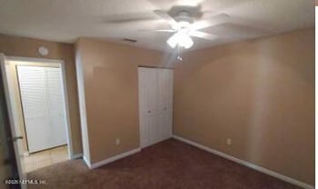 5237 Plymouth St, Jacksonville, FL 32205