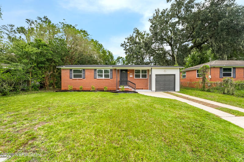 5242 Quan Dr, Jacksonville, FL 32205