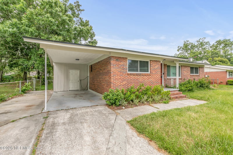 5246 Devron Dr, Jacksonville, FL 32209