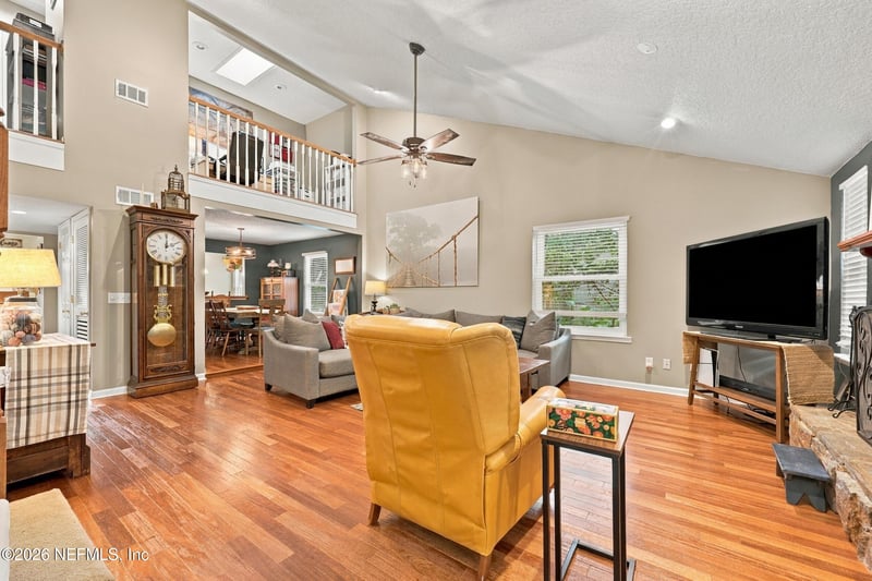 5248 Tilting Oaks Ct W, Jacksonville, FL 32258