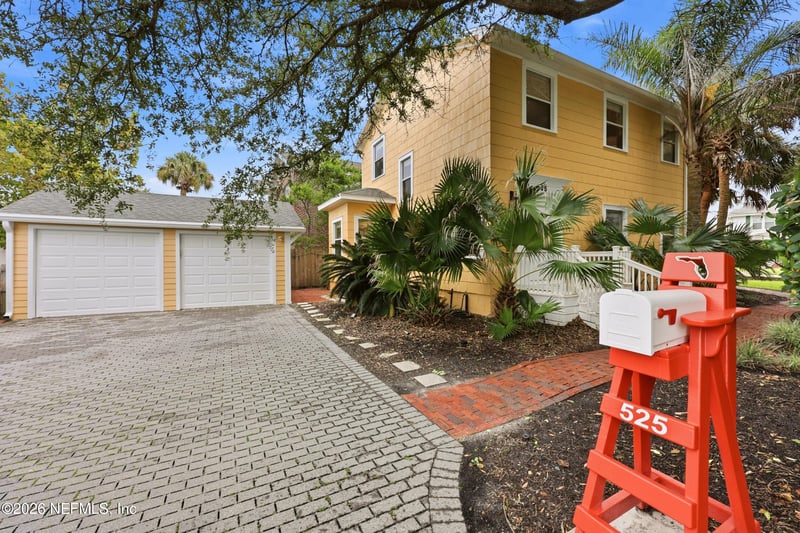 525 2nd St, Neptune Beach, FL 32266