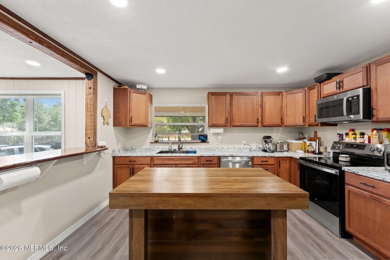 5252 Sweat Rd, Green Cove Springs, FL 32043
