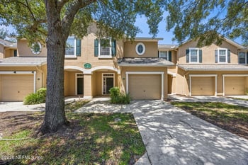 5260 Collins Rd #704, Jacksonville, FL 32244