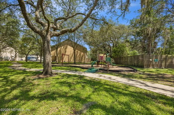 5260 Collins Rd #704, Jacksonville, FL 32244
