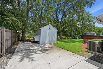 5261 Hoof Print Dr N, Jacksonville, FL 32257