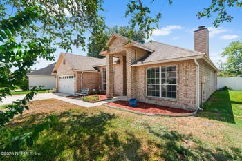 5266 Chestnut Lake Dr, Jacksonville, FL 32258