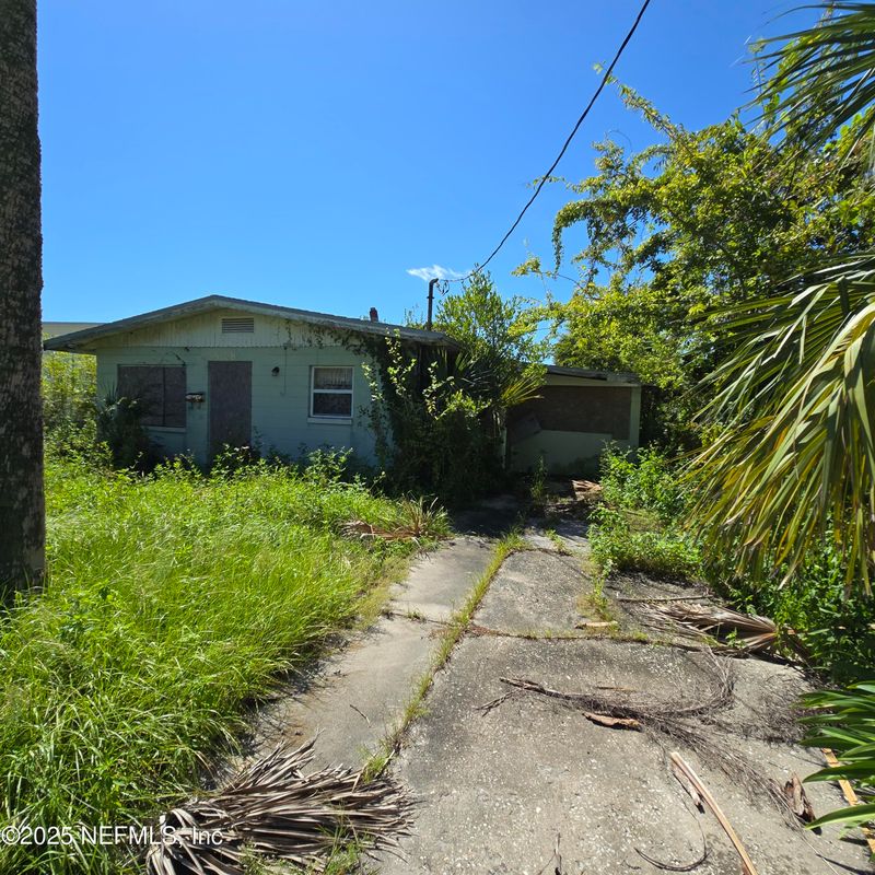 528 3rd Ave S, Jacksonville Beach, FL 32250