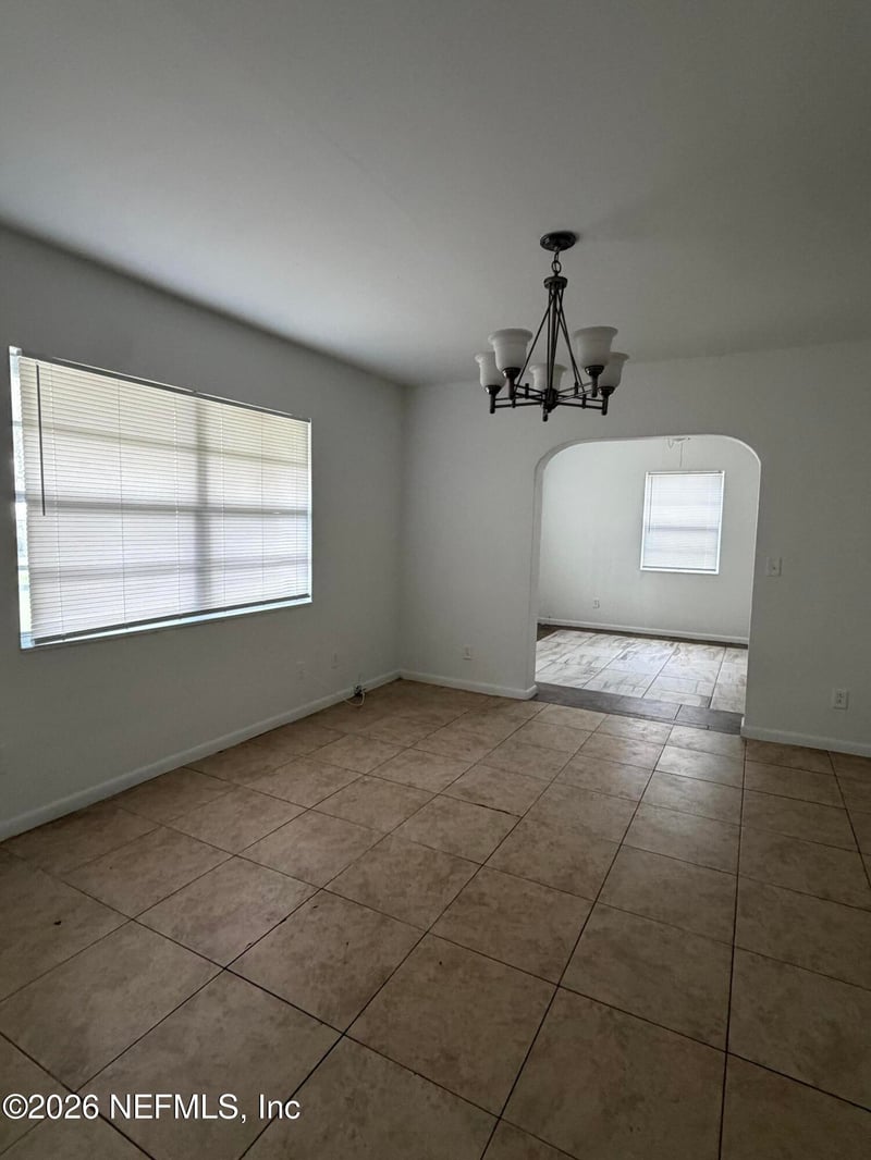 528 Trout River Dr, Jacksonville, FL 32208