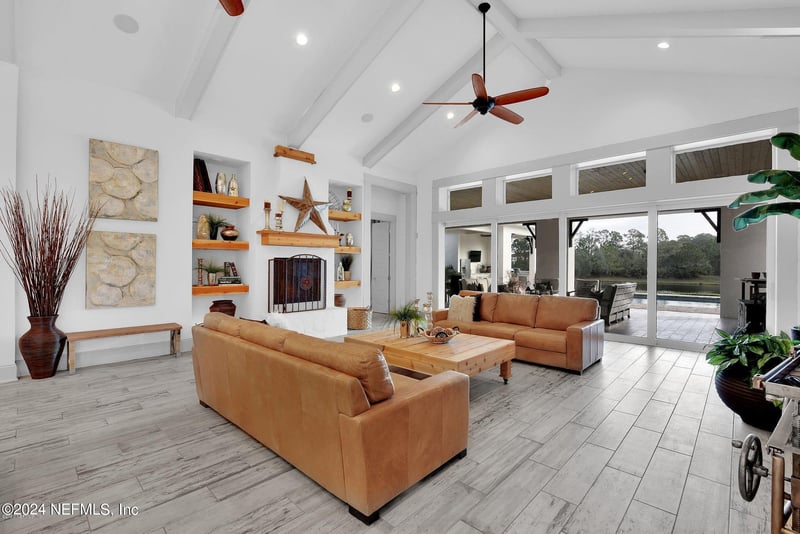 5287 Bentpine Cove Rd, Jacksonville, FL 32224