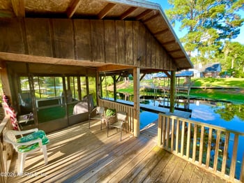529 SE 5th Ave, Melrose, FL 32666