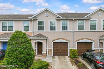 529 Sunstone Ct, Orange Park, FL 32065