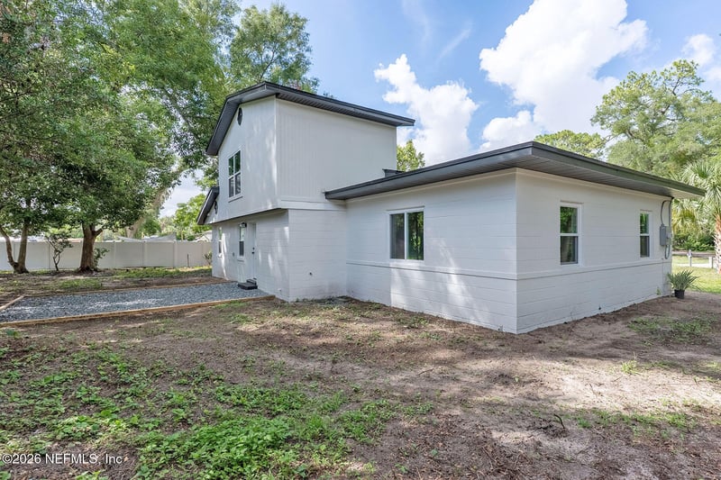 5298 Floral Bluff Ct, Jacksonville, FL 32211