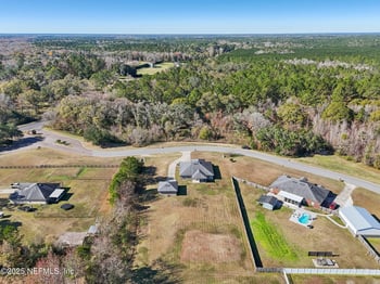 53072 Clear Lake Dr, Callahan, FL 32011