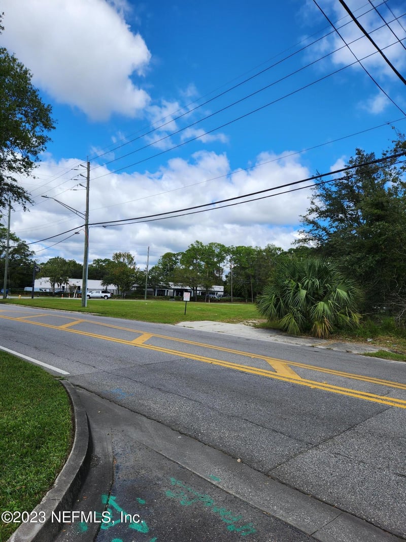 5314 Bowden Rd, Jacksonville, FL 32216