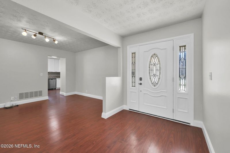 5319 Golf Course Dr, Jacksonville, FL 32277