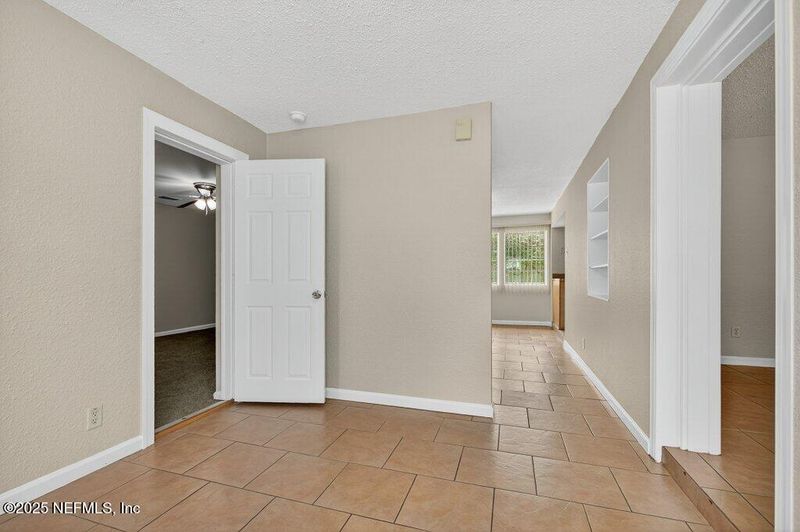 532 E 60th St E, Jacksonville, FL 32208