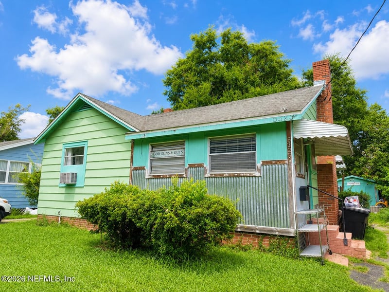 5323 Sunderland Rd, Jacksonville, FL 32210