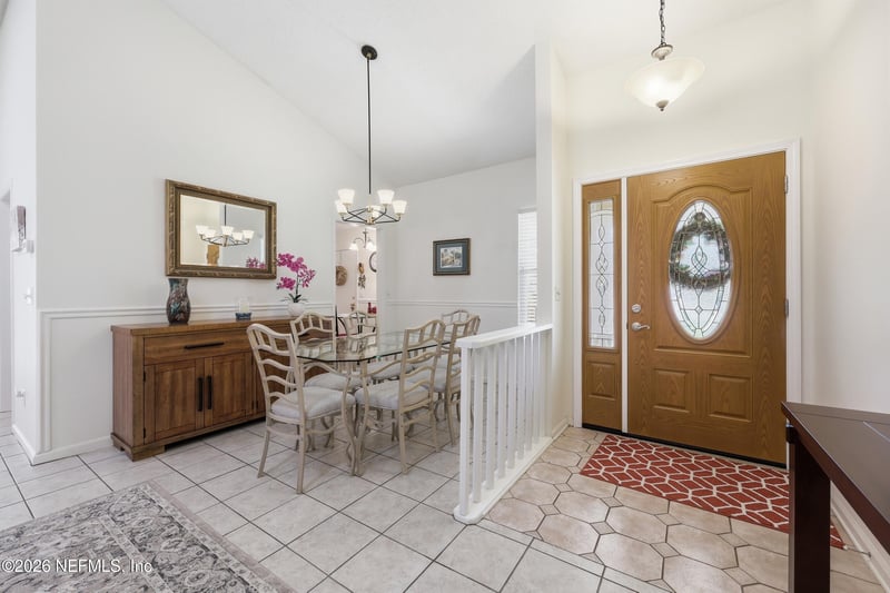 5327 Racoon Ridge Ct, Jacksonville, FL 32258
