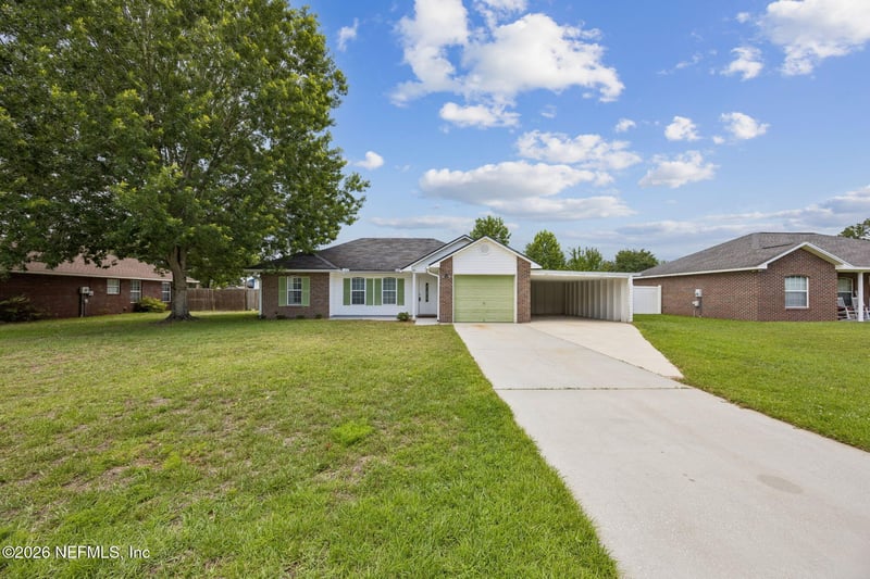 533 E Ohio Ave, Macclenny, FL 32063