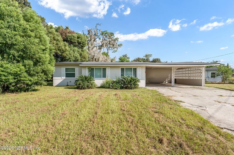 5330 Oak Forest Dr, Jacksonville, FL 32211