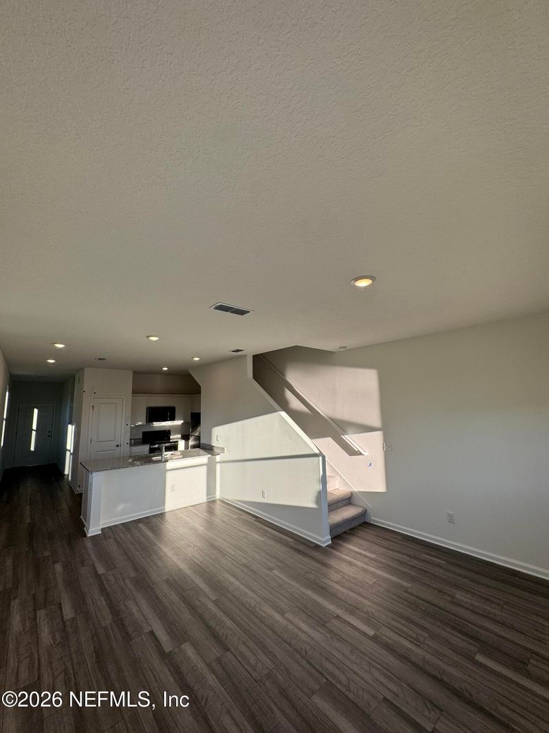 534 Trout Run Rd, Jacksonville, FL 32218
