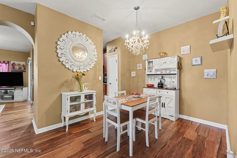 5341 Brighton Park Ln, Jacksonville, FL 32210