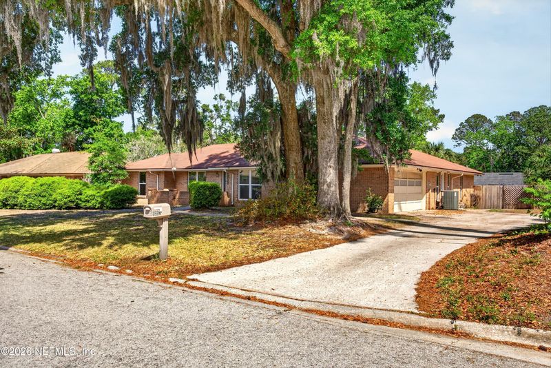 5353 Riverton Rd, Jacksonville, FL 32277