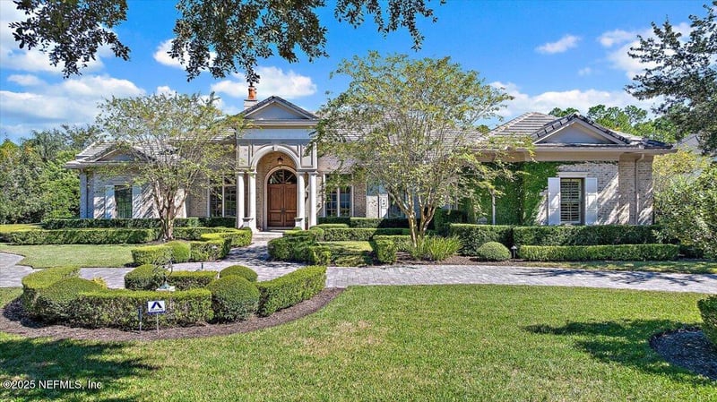 5367 Chandler Bend Dr, Jacksonville, FL 32224