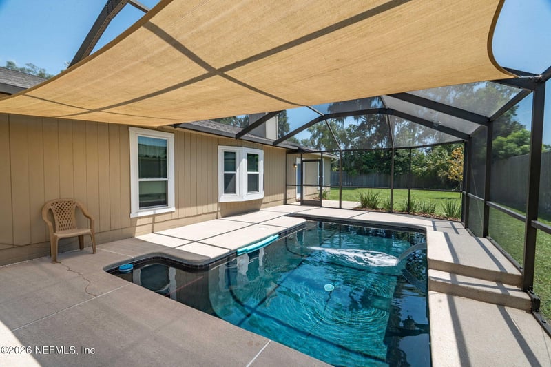5367 Secluded Oaks Ln, Jacksonville, FL 32210
