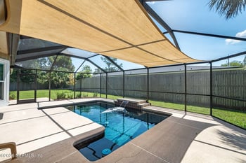 5367 Secluded Oaks Ln, Jacksonville, FL 32210