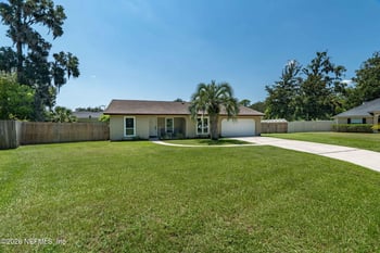 5367 Secluded Oaks Ln, Jacksonville, FL 32210