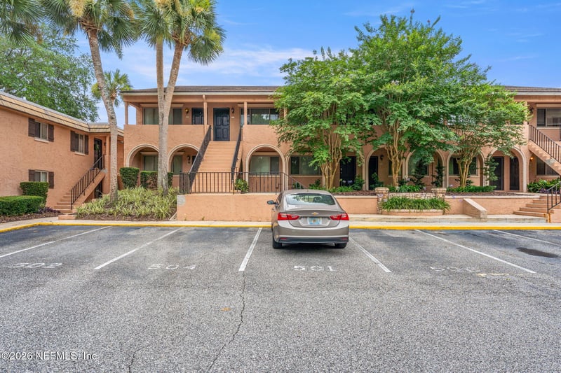 5375 Ortega Farms Blvd #505, Jacksonville, FL 32210