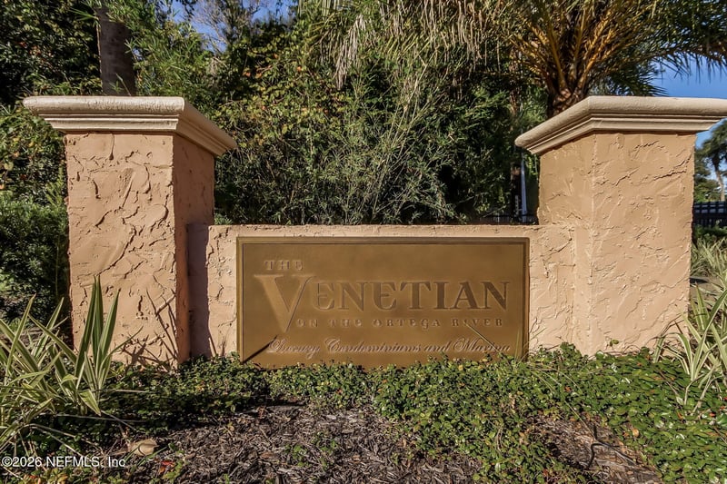 5375 Ortega Farms Blvd #805, Jacksonville, FL 32210
