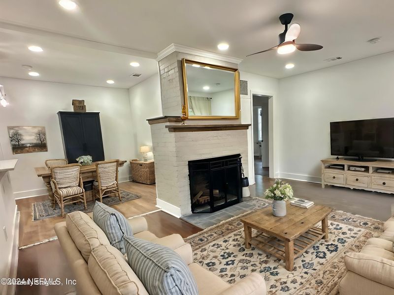 5399 Laurie Ln, Middleburg, FL 32068