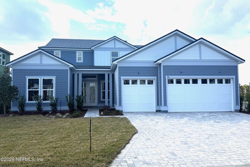 54 Skyward Dr, St Johns, FL 32259