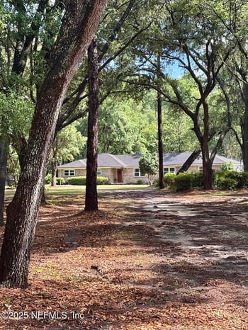 540 Arthur Moore Dr, Green Cove Springs, FL 32043
