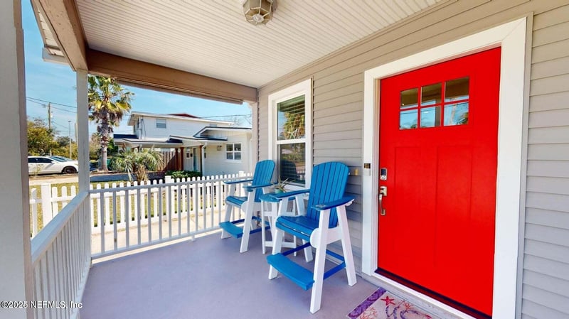 541 Lora St, Neptune Beach, FL 32266