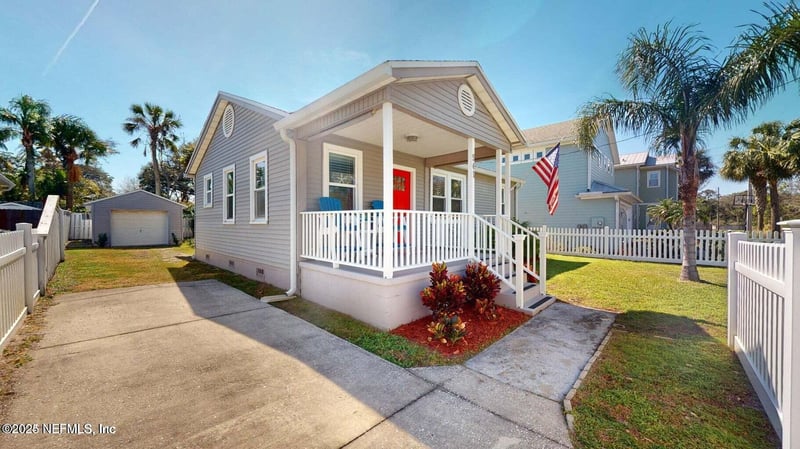 541 Lora St, Neptune Beach, FL 32266