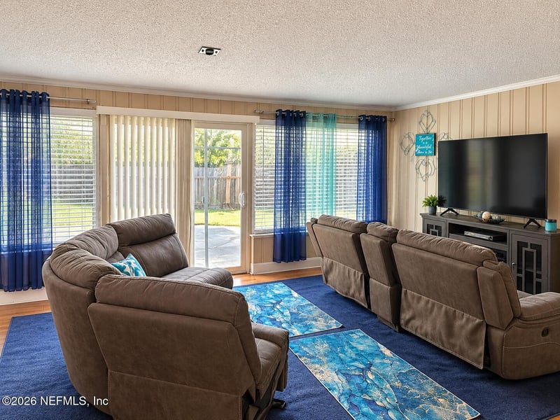 5414 Floral Bluff Rd, Jacksonville, FL 32211