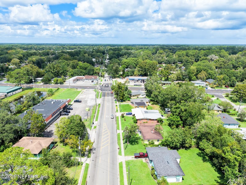 5428 Cleveland Rd, Jacksonville, FL 32209