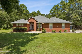 54329 Spring Lake Dr, Callahan, FL 32011
